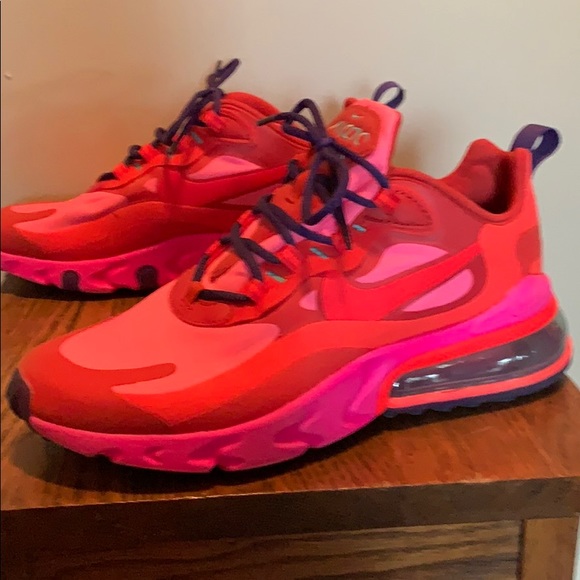 Nike Shoes - Nike Air Max 270 React